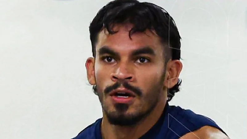 الناصر يخضع لفحص طبي لتحديد مدى جاهزيته