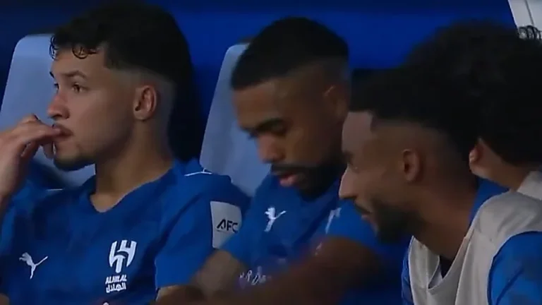 غضب مالكوم عقب استبداله أمام الدحيل .. تغطية