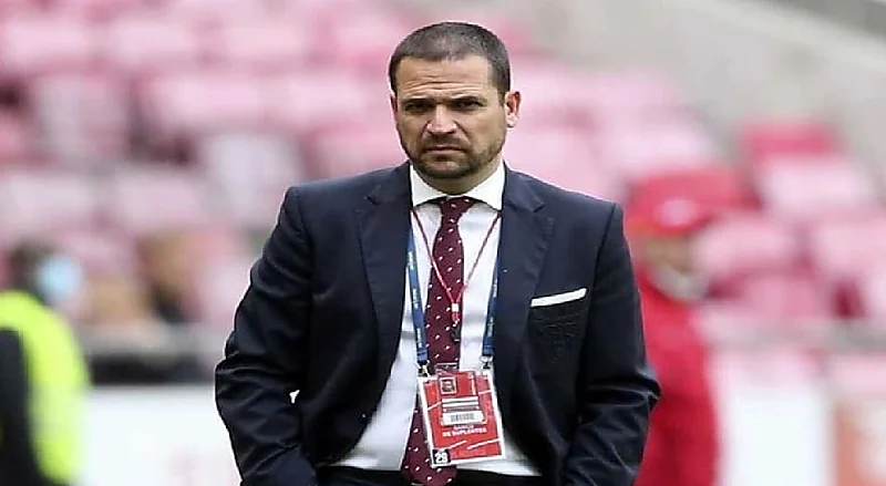 بيدرو براز يقترب من الأهلي