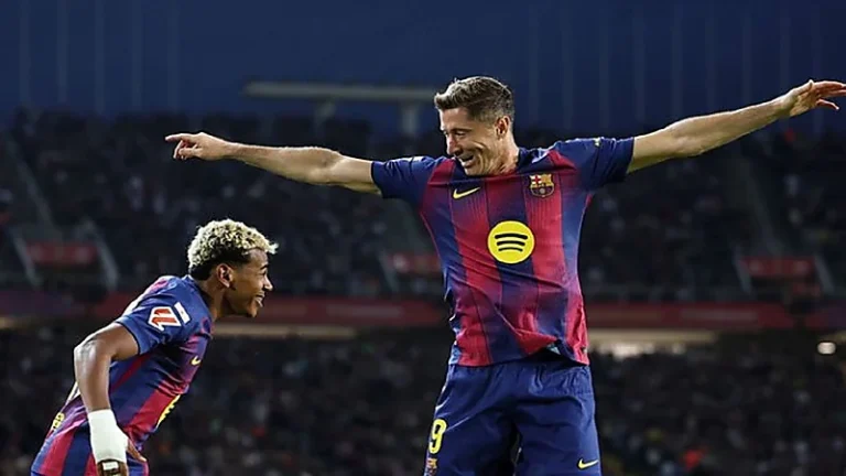 برشلونة يهزم ريال سوسييداد بثنائية