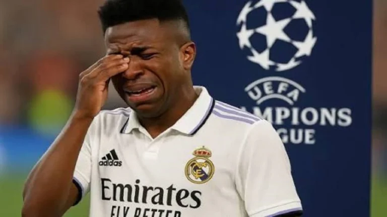 أشهر  6 خائنين في ملاعب كرة القدم قبل فينيسيوس جونيور