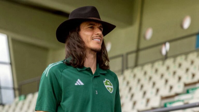 غياب إيبانيز عن لقاء الشباب