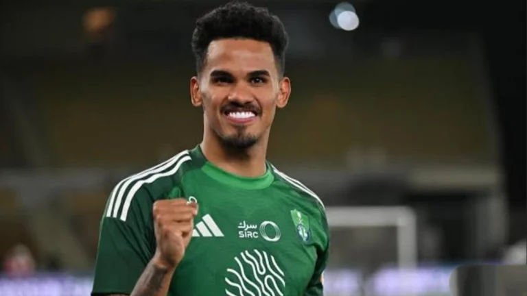 الأهلي يترقب عودة غالينو قبل مواجهة الشباب