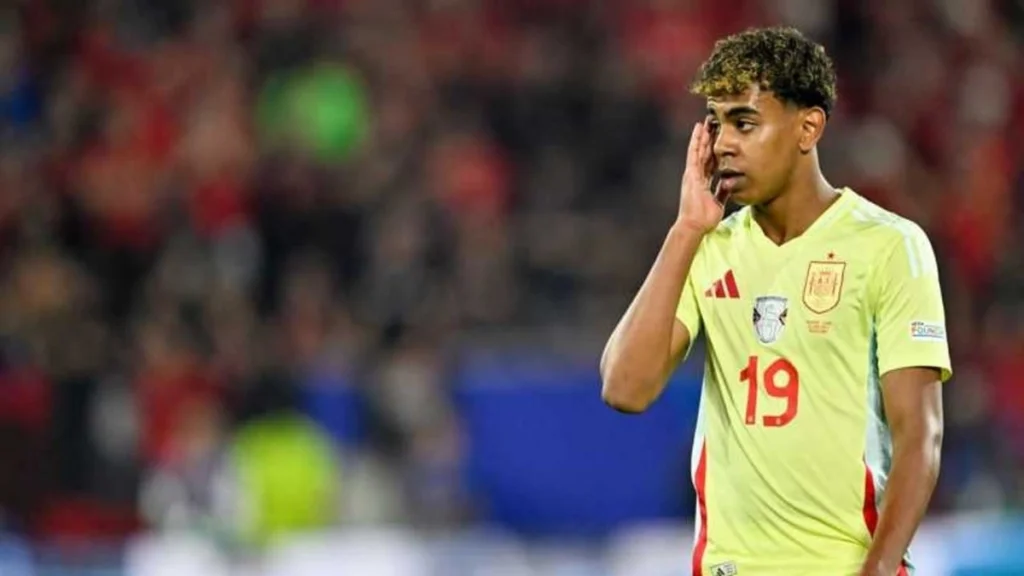 مدرب إسبانيا يعوض غياب لامين يامال بلاعب غير متوقع