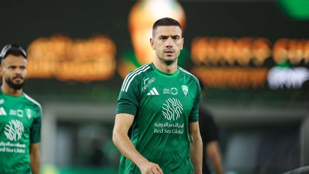 الأهلي يتحرك لتجديد عقد مدافعه ديميرال