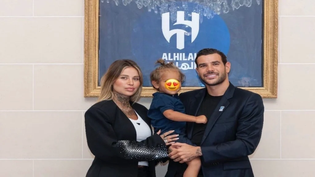 زوجة ثيو هيرنانديز عن تجربتها في المملكة: سعيدة جدًا ويبدو لي أنني أعيش هنا منذ زمن