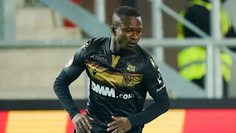 إصابة أسامواه بكسر في الرقبة بعد اصطدامه بلوحة إعلانية