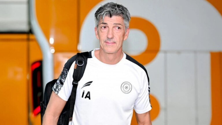 الشباب يجدد ثقته في ألجواسيل رغم تراجع النتائج