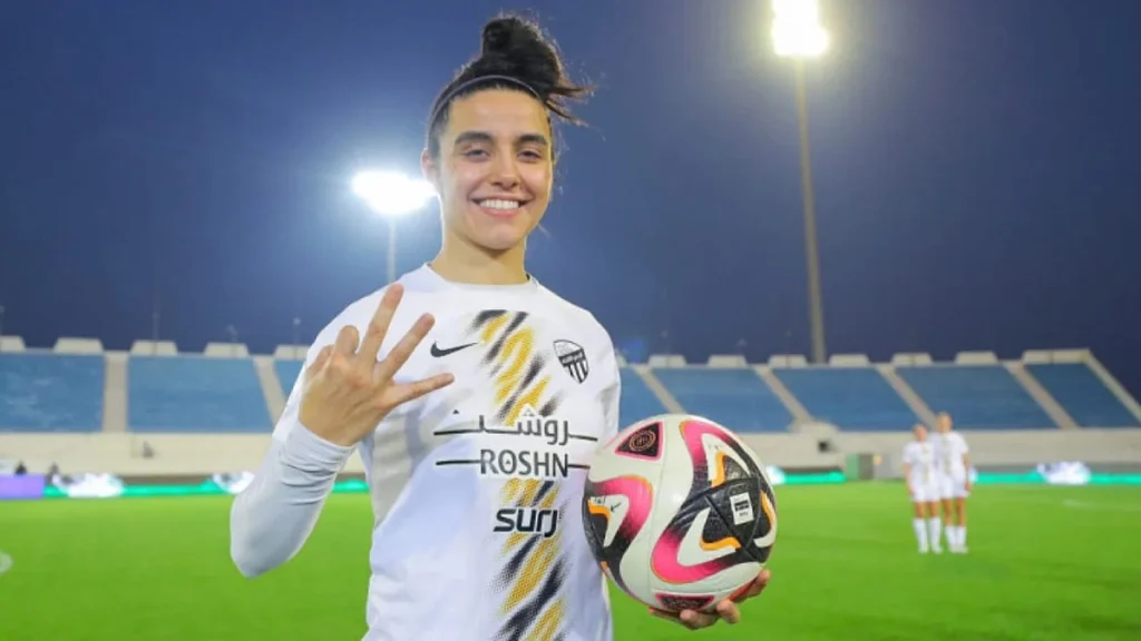 أتلتيكو مدريد يتوج بأول نسخة من "كأس الإعمار"