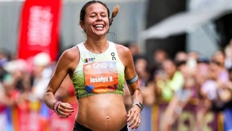 في شهرها السابع.. عداءة تكمل سباق 10 كم وتدهش العالم