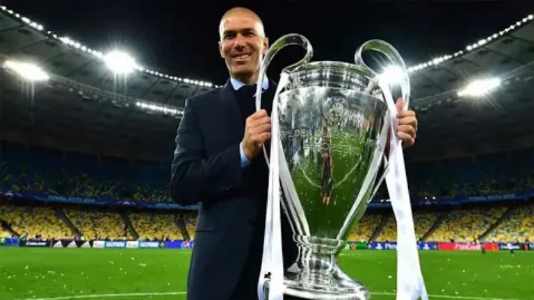 زيدان يكشف عن خطوته القادمة في عالم التدريب