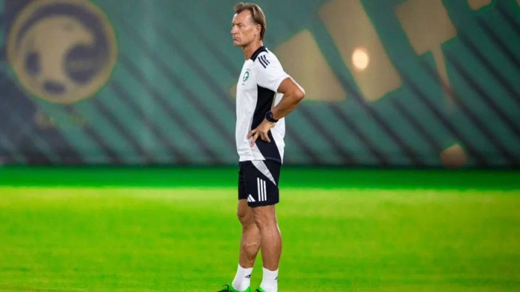 رينارد يستعرض نقاط قوة وضعف العراق ويحفز لاعبيه قبل المواجهة