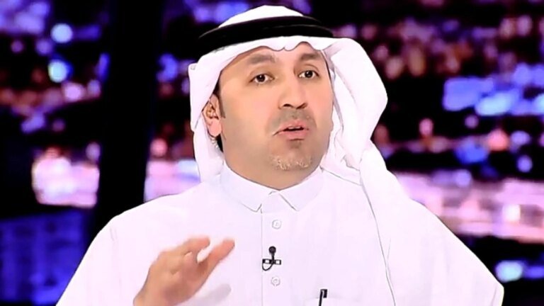 خوجة: التعادل أمام الأهلي نتيجة إيجابية للشباب  .. تغطية