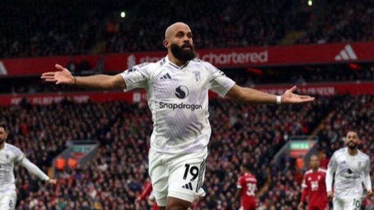 ليفربول يخسر على أرضه ضد مانشستر يونايتد