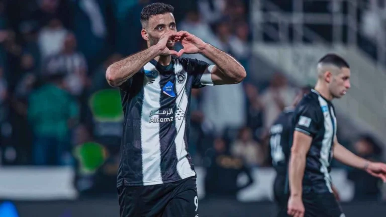 حمد الله يخضع لجلسة علاج بالبلازما في دبي تمهيدًا لعودته للشباب