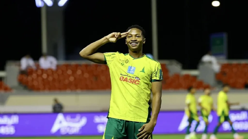 الهلال يتحرك لضم هوساوي