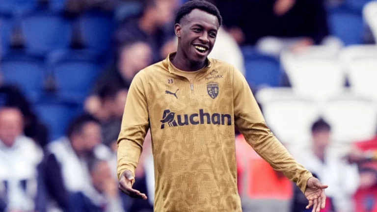 سعود عبدالحميد يرفض العودة إلى روشن