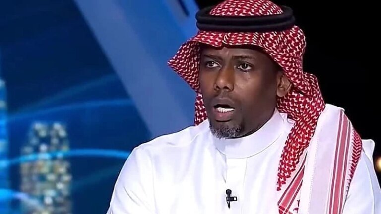 المنتشري يهاجم طاقم التحكيم بعد خسارة الاتحاد أمام الهلال
