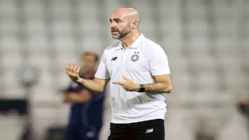 السد القطري يقيل فيليكس سانشيز قبل مواجهة الهلال