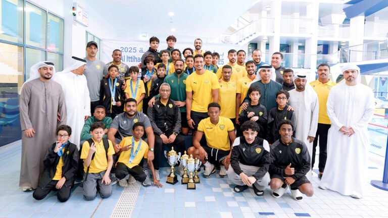 الوصل بطل كأس الاتحاد للسباحة