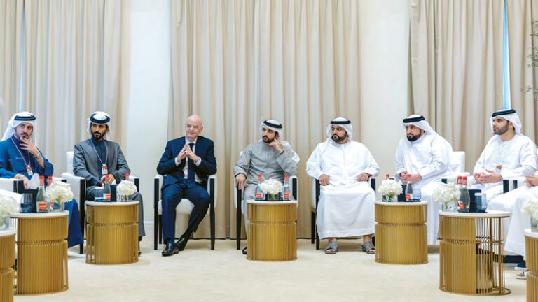حمدان بن محمد يلتقي رئيس «الفيفا» في دبي