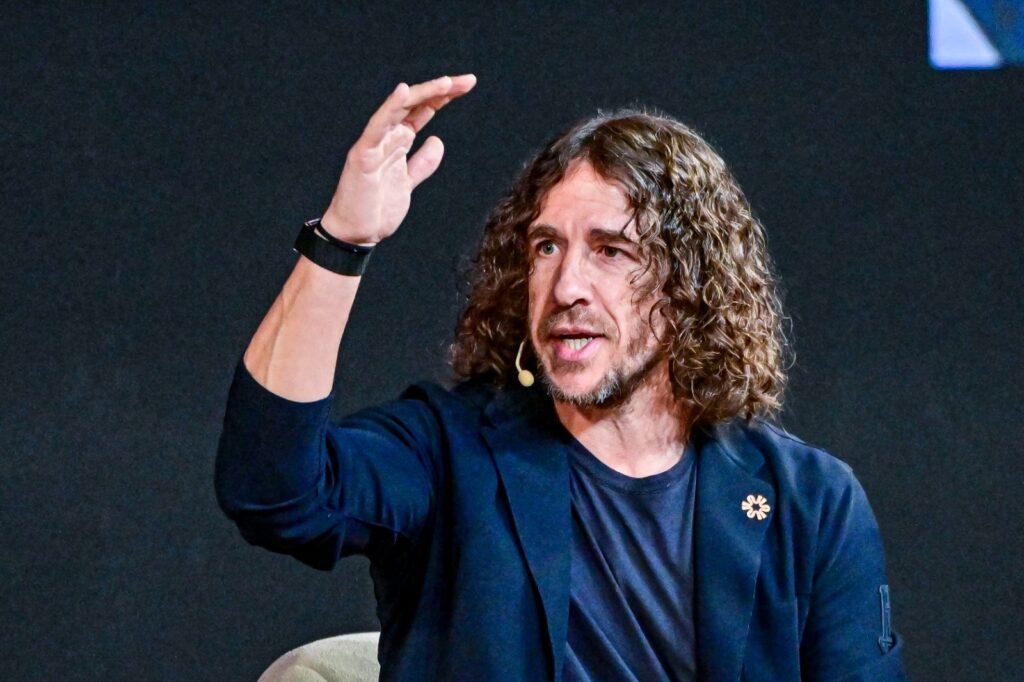 بويول: المنتخب الإسباني حول التنافس بين ريال مدريد وبرشلونة إلى قوة جماعية