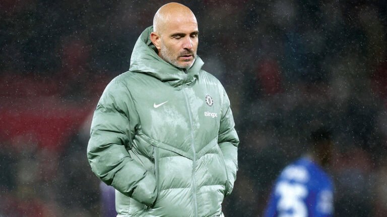 تشلسي ينفصل عن المدرب الإيطالي ماريسكا