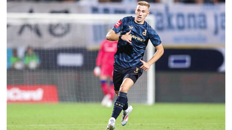 دينامو زغرب يرفض 2.5 مليون يورو من الجزيرة لضم ستويكوفيتش